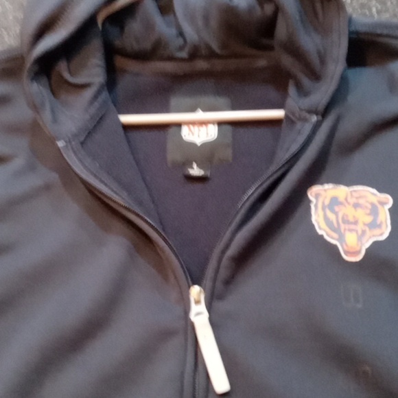NFL Bears hooded sweatshirt - Picture 3 of 4